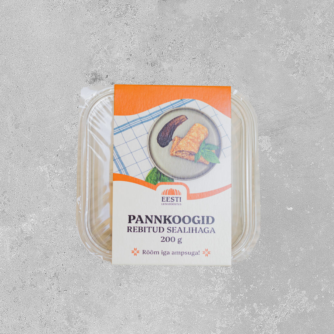 valge pakend hallil taustal